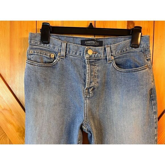 London Jean Stretch Womans Button Fly Size 6 Light Wash (2083) - Picture 3 of 8